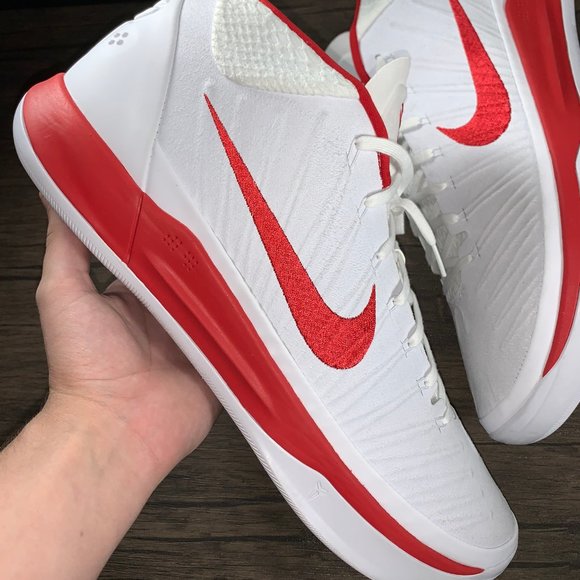 Kobe AD Mid University Red main image 4